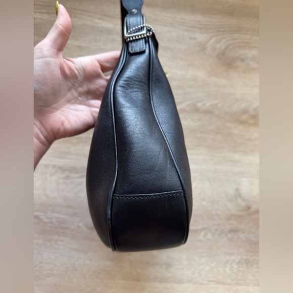 Vintage Coach Legacy West 9342 Leather Hobo Bag - Picture 3 of 16